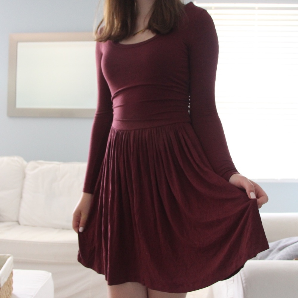 Scoop-Neck Maroon Long-Sleeve Dress!